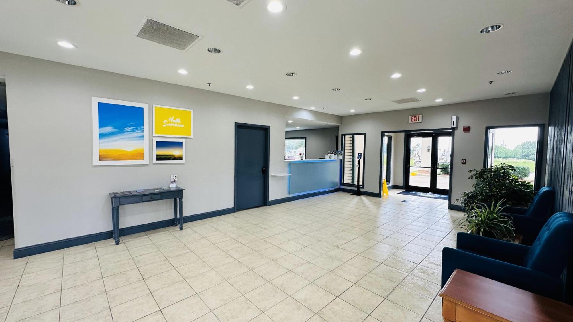 Days Inn & Suites By Wyndham Wynne Εξωτερικό φωτογραφία
